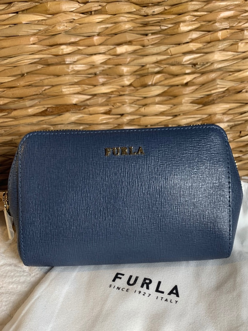 Furla leather blue zipper bag - new
